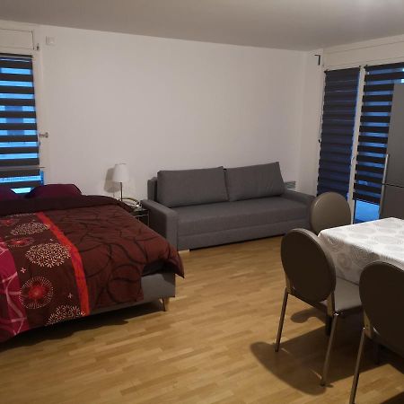 Appartement Proche De Disneyland Bussy-Saint-Georges Ngoại thất bức ảnh